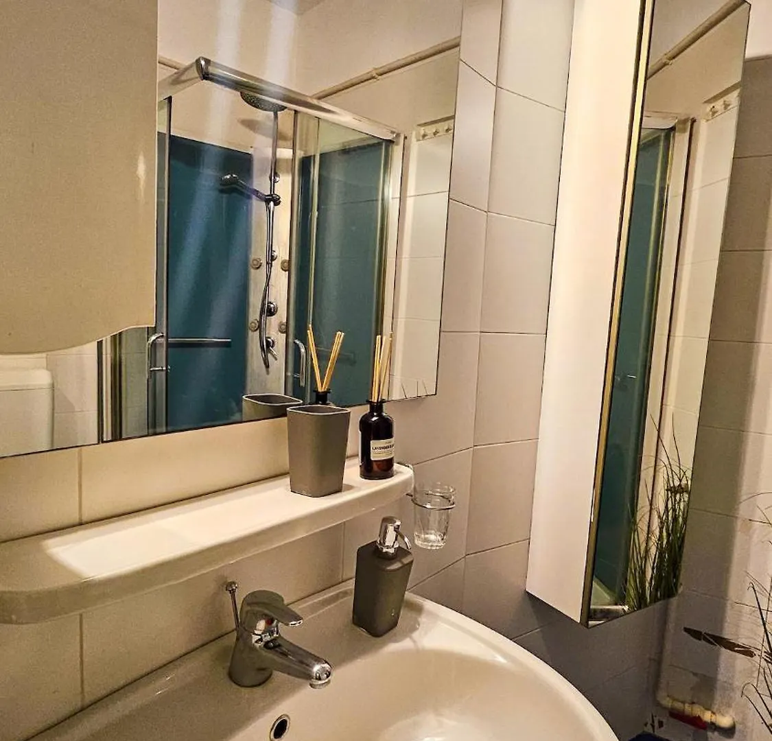 Apartment Downtown Condo National Theatre, University Square Bucharest