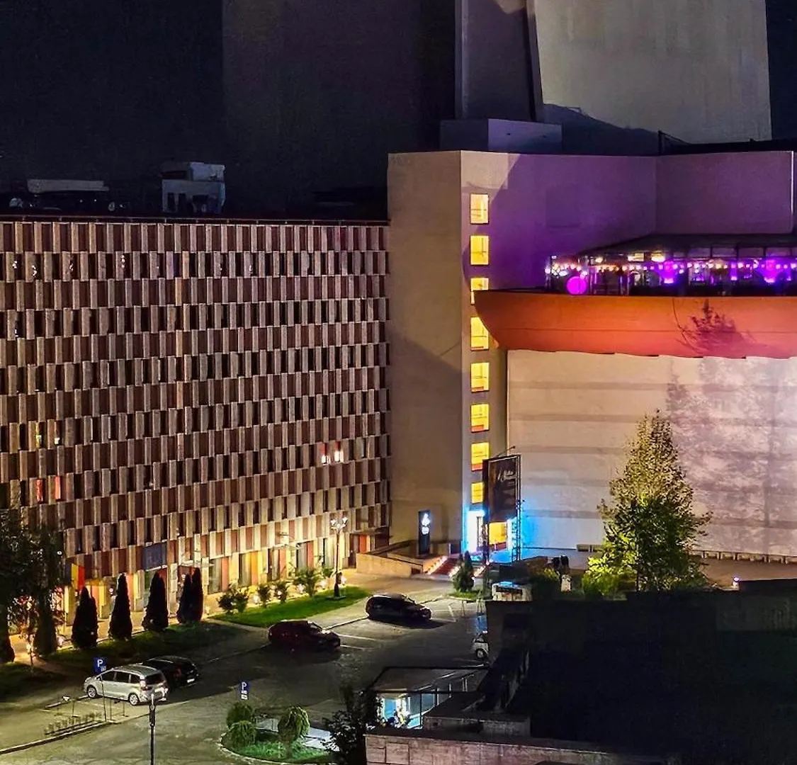 Downtown Condo National Theatre, University Square Bucharest Apartment